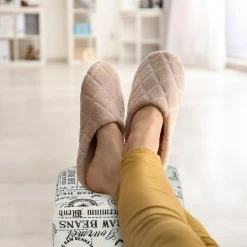 relaxdays Polsterhocker »Gepolsterter Hocker mit Holzbeinen« -Deutschland Möbel Verkäufe 2024 ce030637 9b64 5da3 a166 9784f539196f